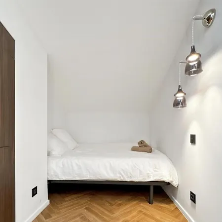 Chic - Free Parking - Center *